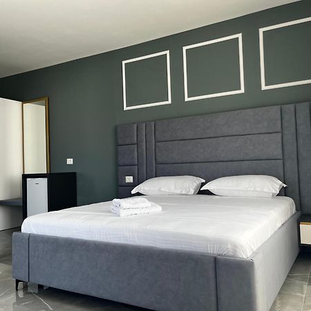 Leodori 3 Suites Шенджин Экстерьер фото