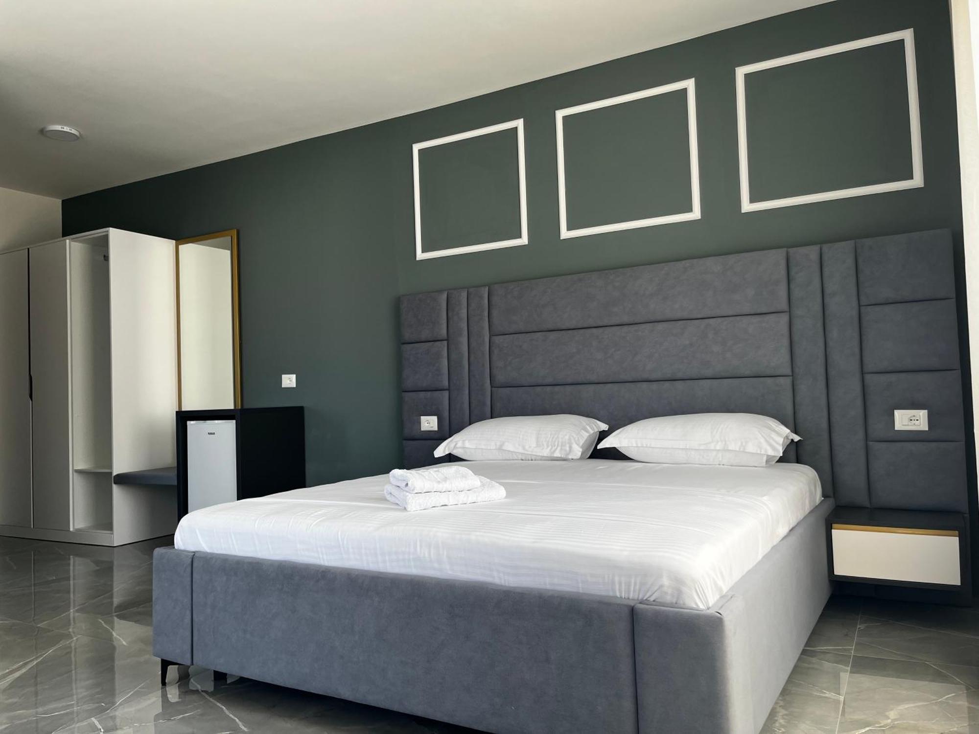 Leodori 3 Suites Шенджин Экстерьер фото